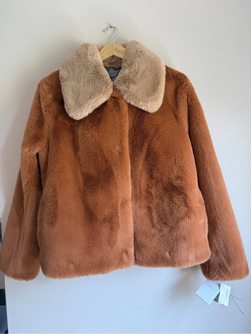 NWT SOIA & KYO Racquel Collared Faux Fur Jacket Large  $298 sold out online